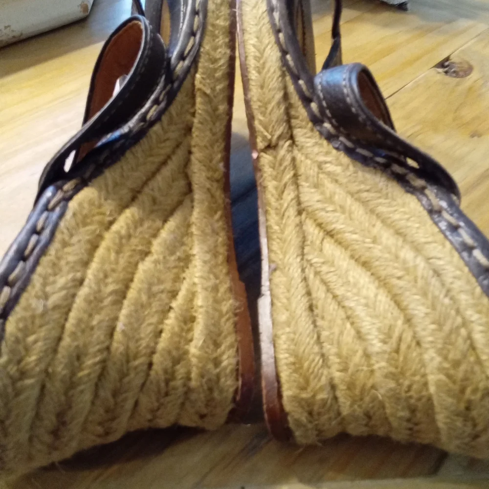 Born Size 8 Navy Blue Espadrille Open Toe Leather 3